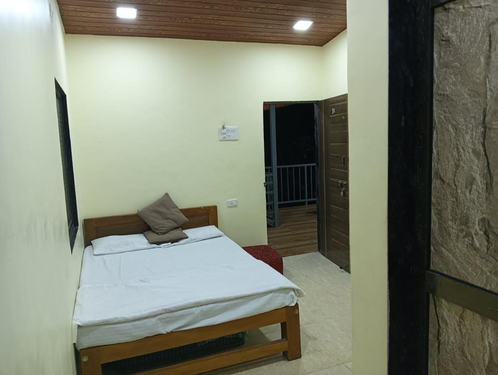 Gokul Cottage & Villa Revadanda Extérieur photo